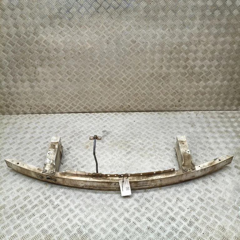 Priekšējā bampera šķērssija A2126201300