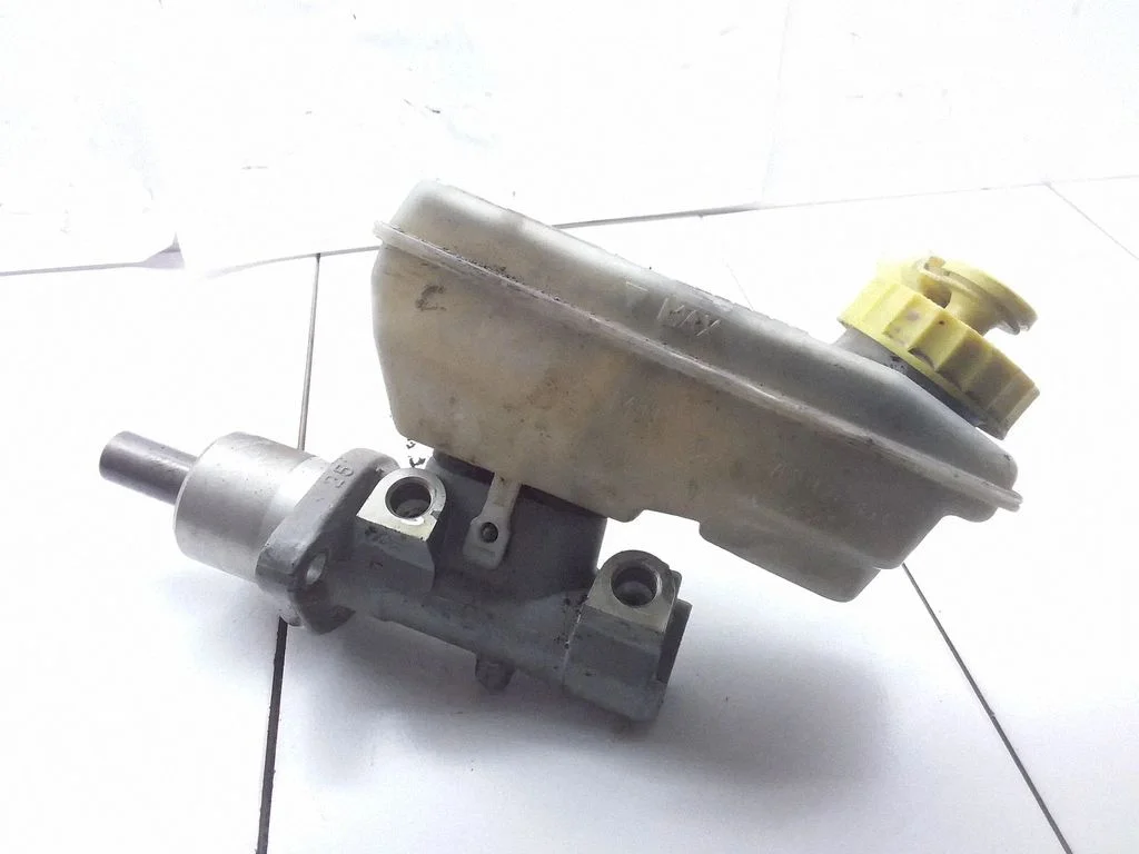 Master brake cylinder – Ford Galaxy (1995-2000)