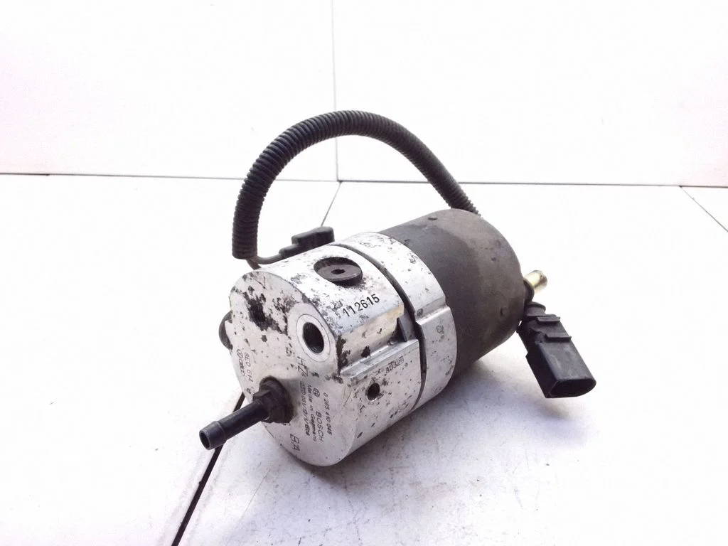 Bremžu spēka regulators 8E0614175D