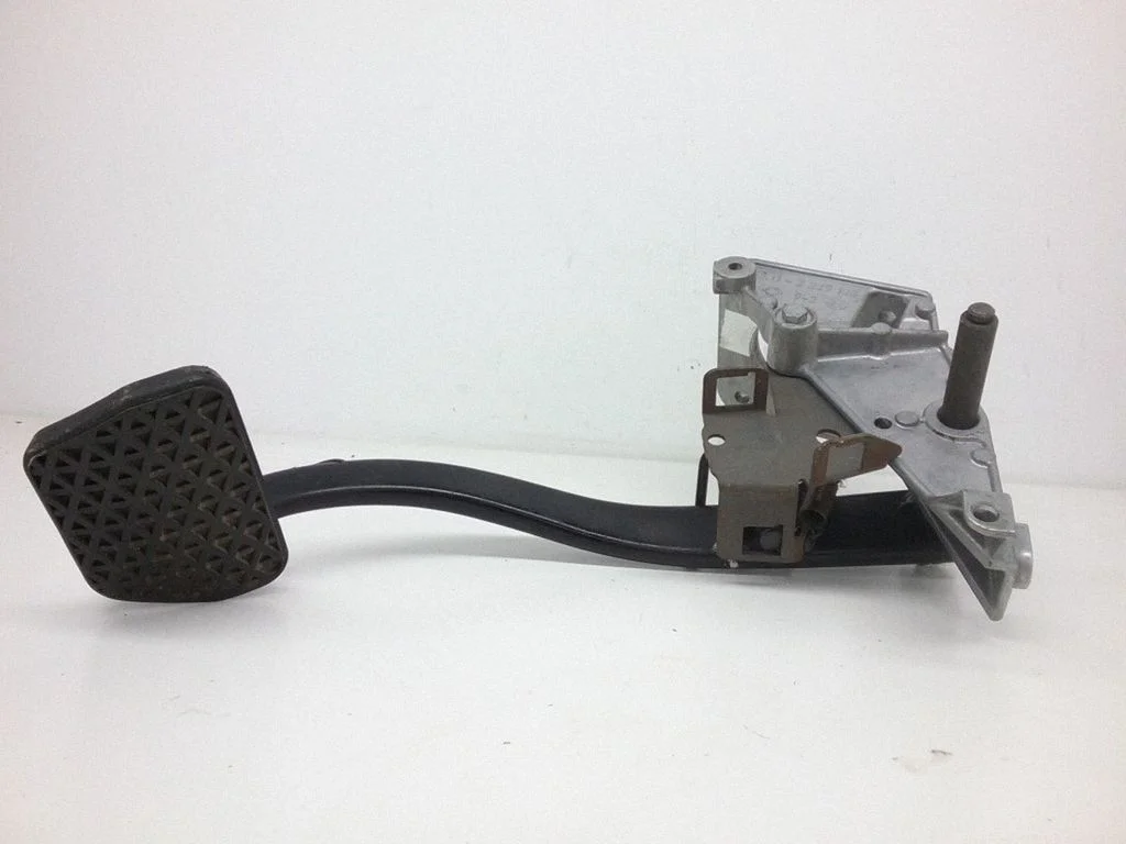Brake pedal – BMW 3 Series E46 (1998-2005)