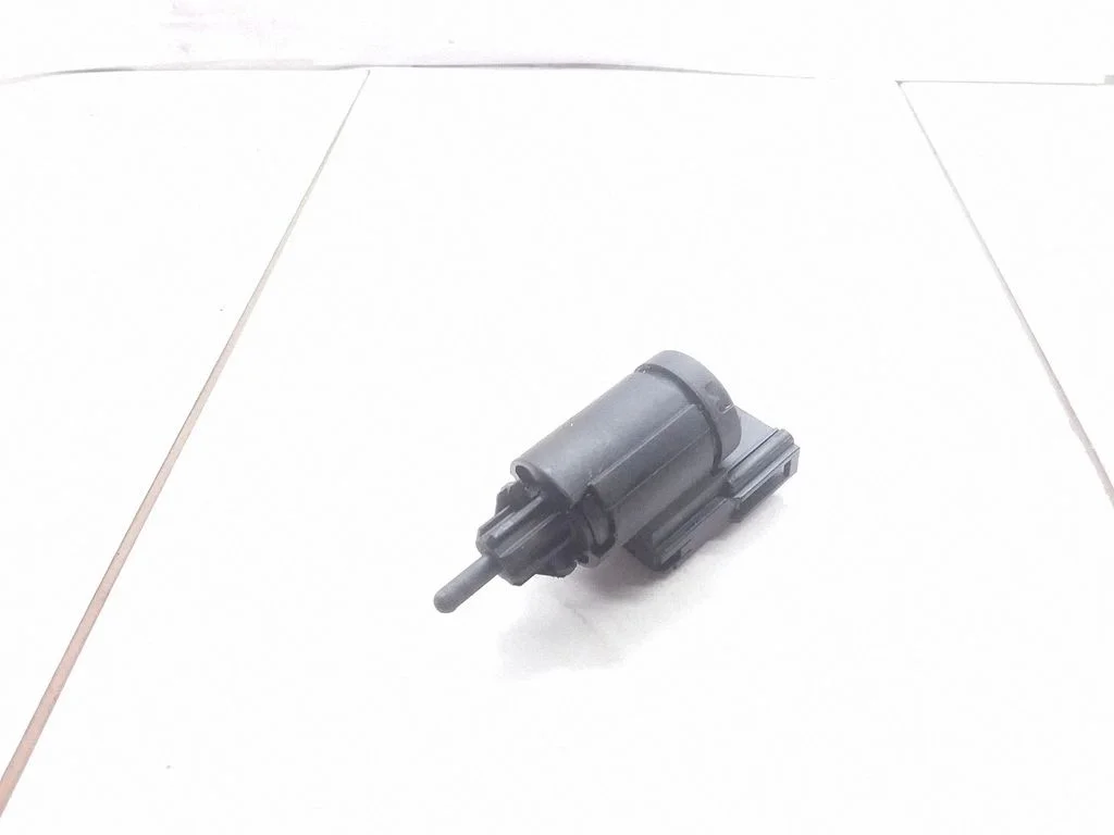 Brake pedal sensor switch – Skoda Octavia Mk1 (1U) (1996-2004)