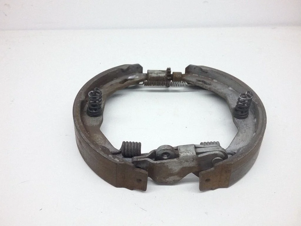 Handbrake/parking brake pads – Mercedes-Benz E-Class C207 W207 (2009-2017)