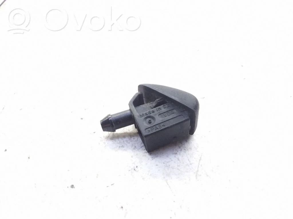 Windshield washer spray nozzle – Skoda Octavia Mk1 (1U) (1996-2004)