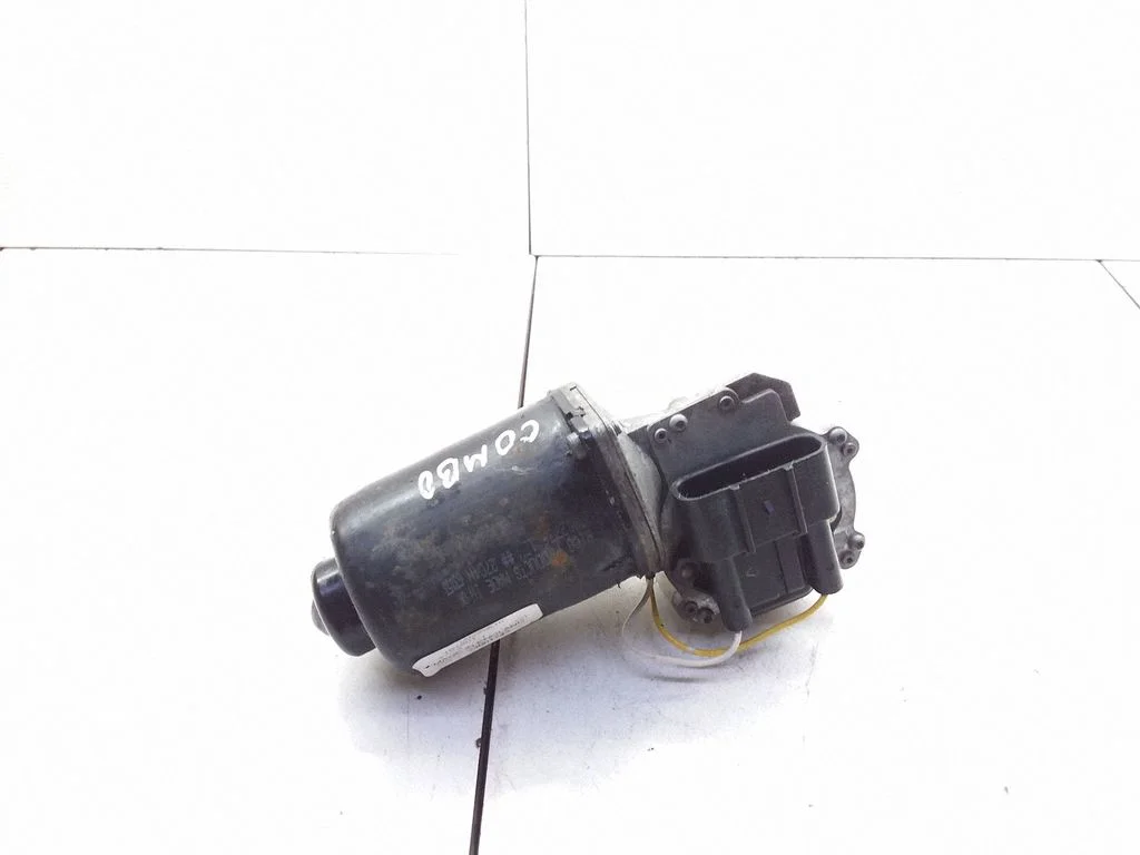 Wiper motor 09225616 – Opel Combo C (2001-2011)