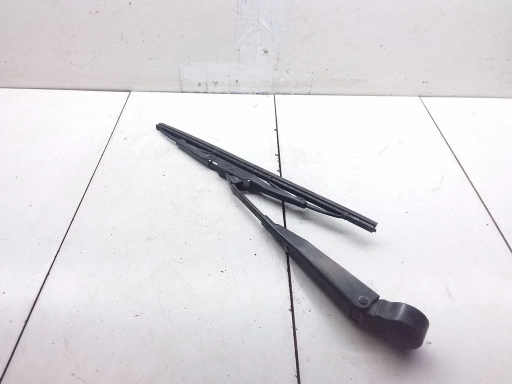 Rear wiper blade arm 05303787AD
