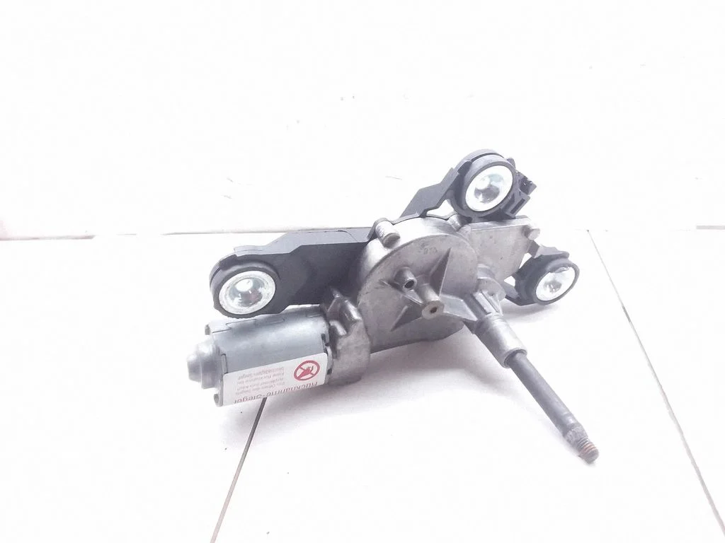 Aizmugurējā stikla tīrītāja motoriņš – Ford Focus C-MAX (2003-2010)