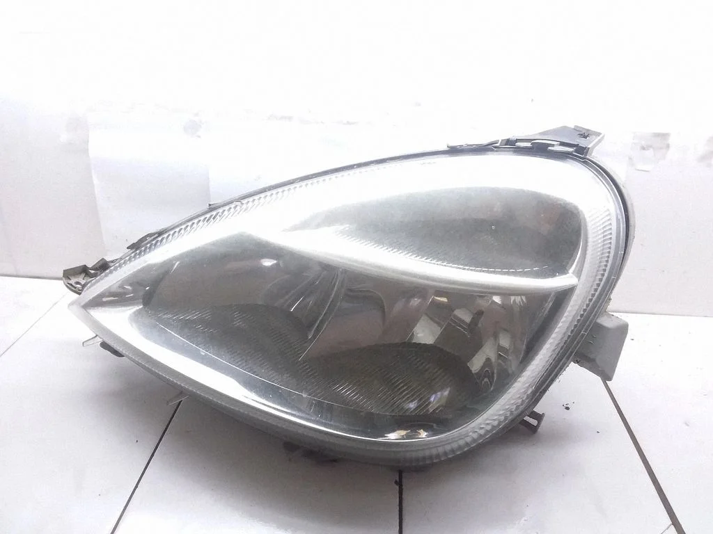Reflektor A1688201761