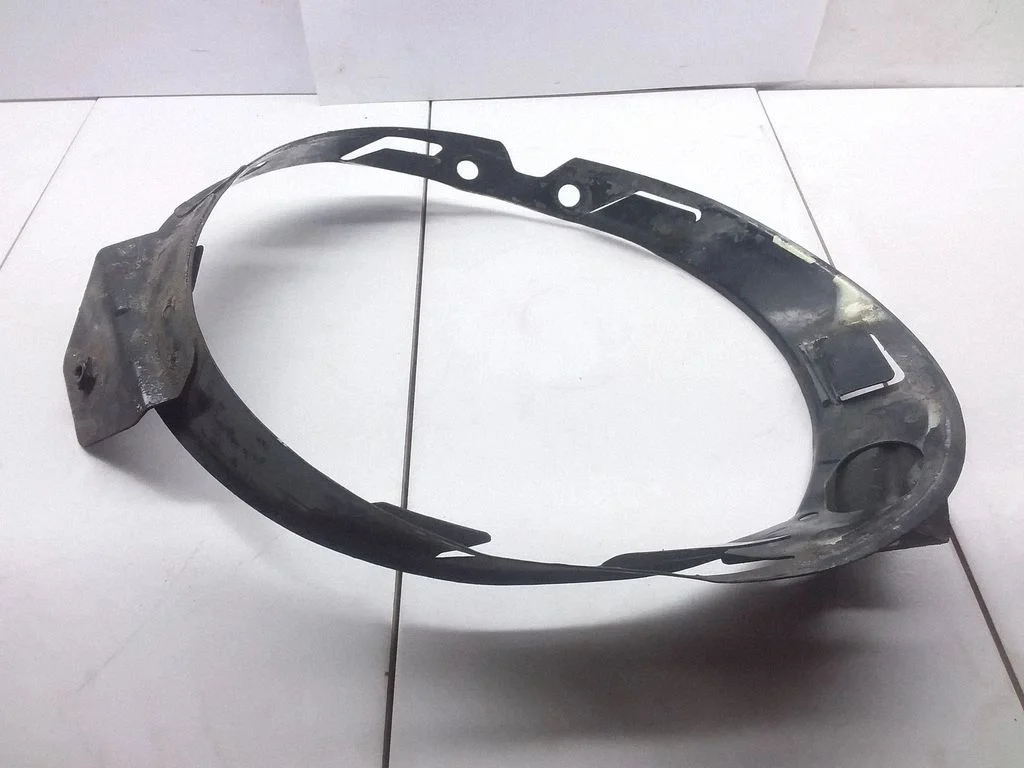 Headlight/headlamp mounting bracket – left