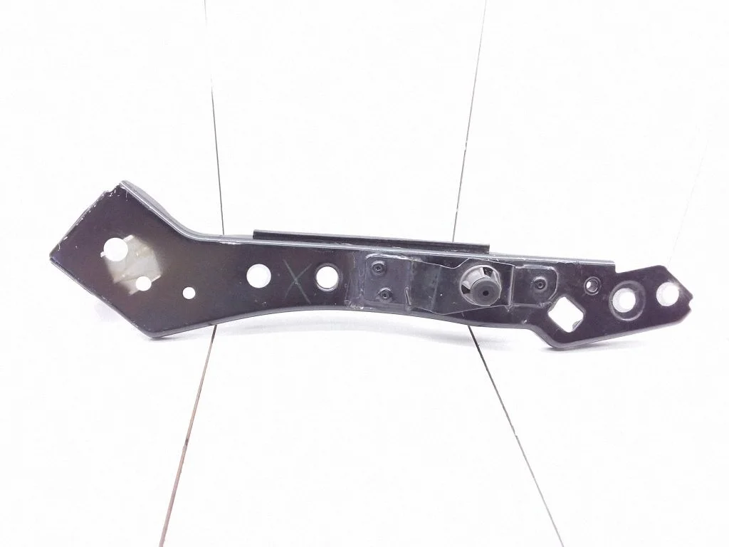 Headlight/headlamp mounting bracket 6251306E