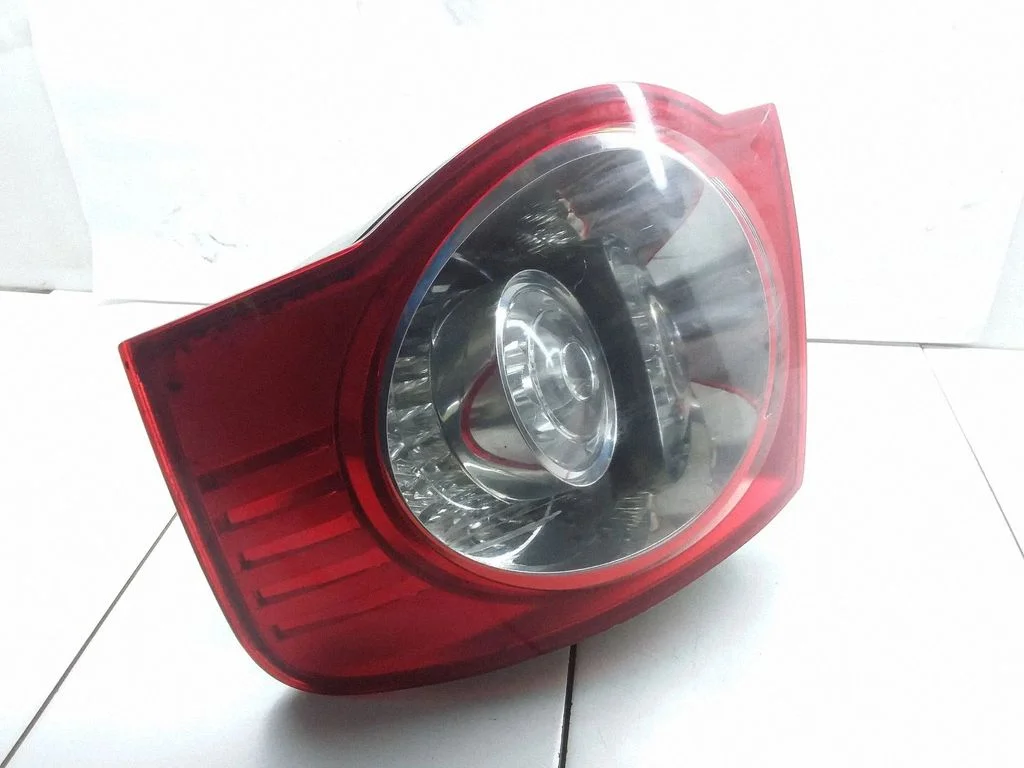 Rear/tail lights 1K5945096G