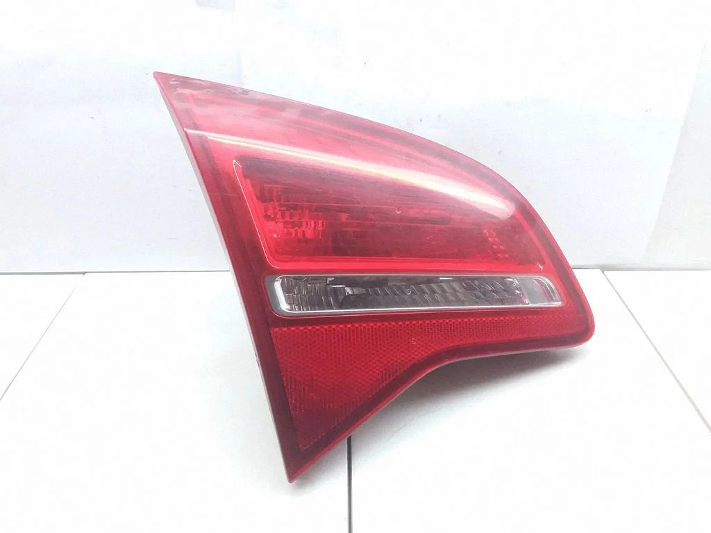 Tailgate rear/tail lights 13260838