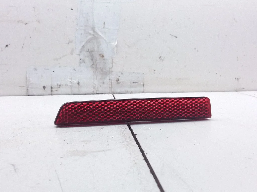 Rear tail light reflector 51810677