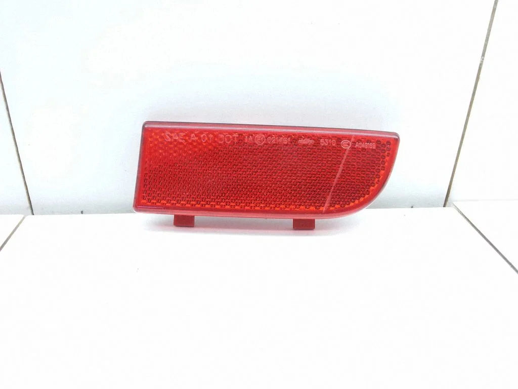 Rear tail light reflector – Mercedes-Benz Vito Viano W639 (2003-2014)