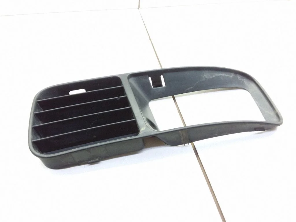 Fog light part – Volkswagen Caddy (1996-2003)