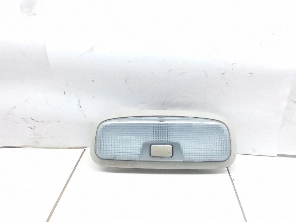 Priekšējo sēdvietu apgaismojuma lukturis – Ford Focus C-MAX (2003-2010)