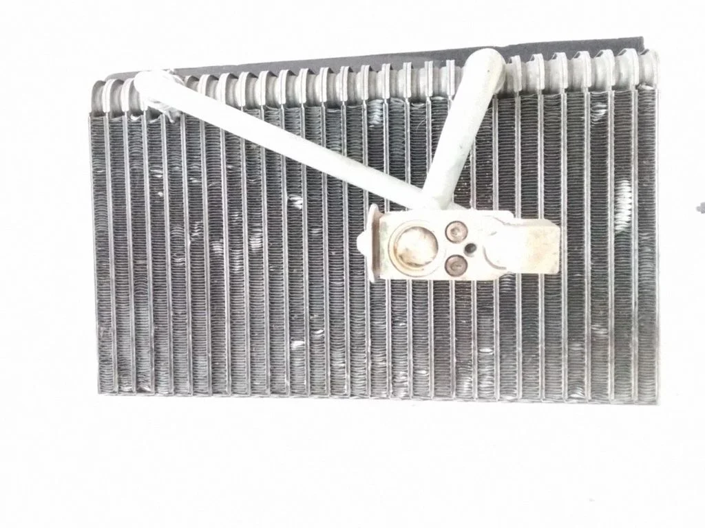 Air conditioning (A/C) radiator (interior) 655701P