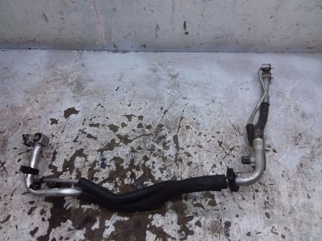 Air conditioning (A/C) pipe/hose 13265846