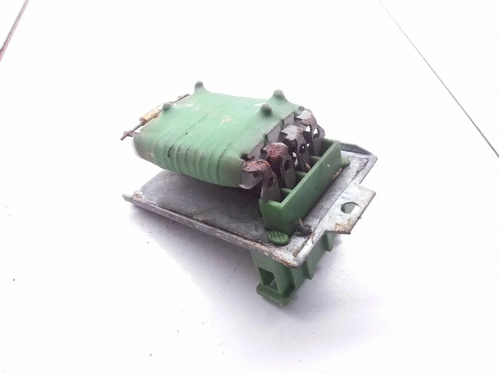 Heater blower motor/fan resistor – Ford Galaxy (1995-2000)