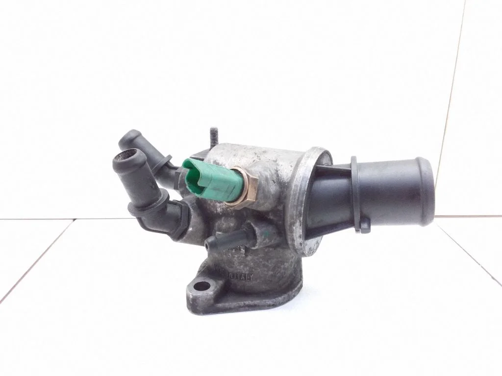 Thermostat/thermostat housing – Opel Zafira B (2005-2014)