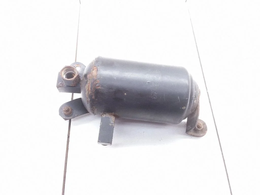 Air conditioning (A/C) air dryer
