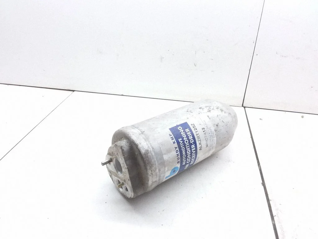 Air conditioning (A/C) air dryer MNC7412