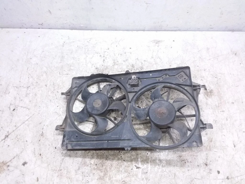 Ventilaatorite komplekt – Ford Focus (1998-2004)