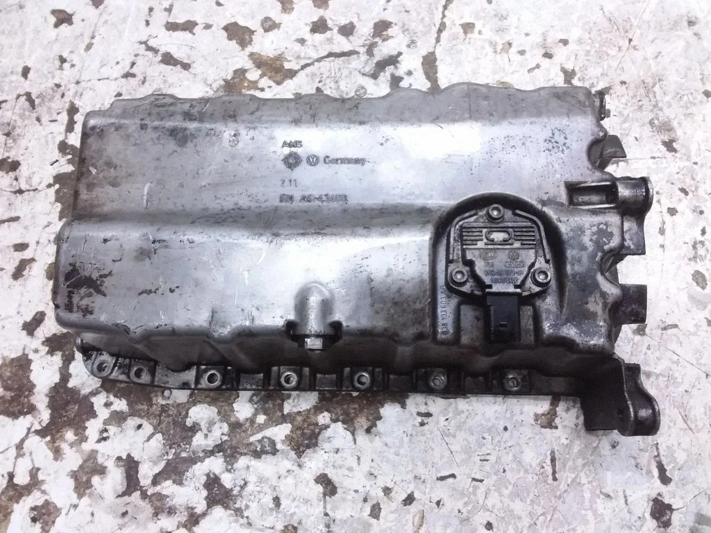 Oil sump – Volkswagen Golf Plus (2005-2013)