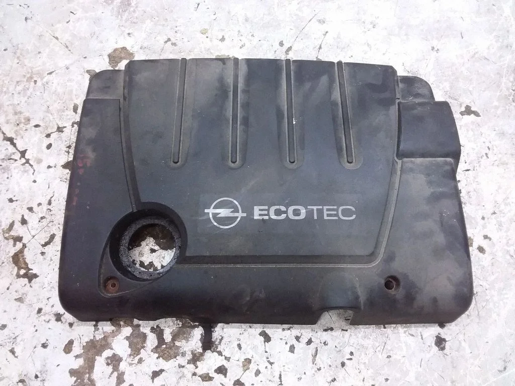 Dzinēja pārsegs (apdare) – Opel Vectra C (2002-2005)