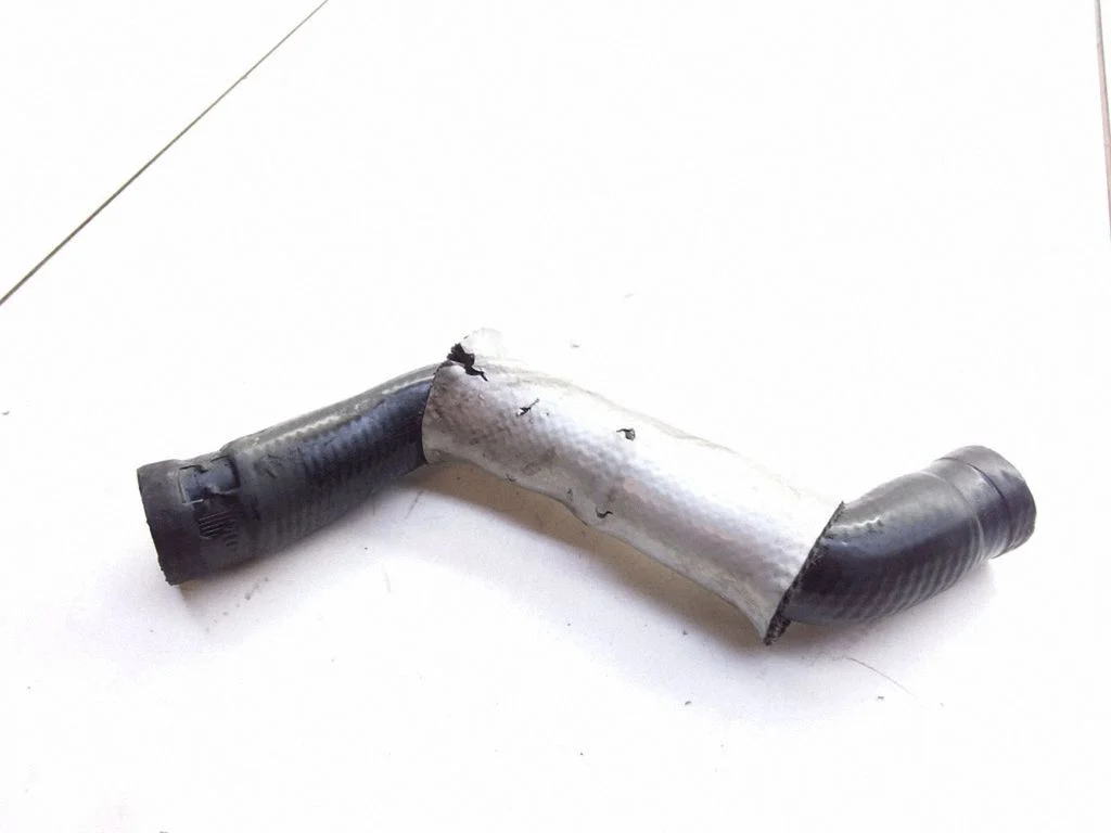 Jahutustoru(d)/-voolik(ud)