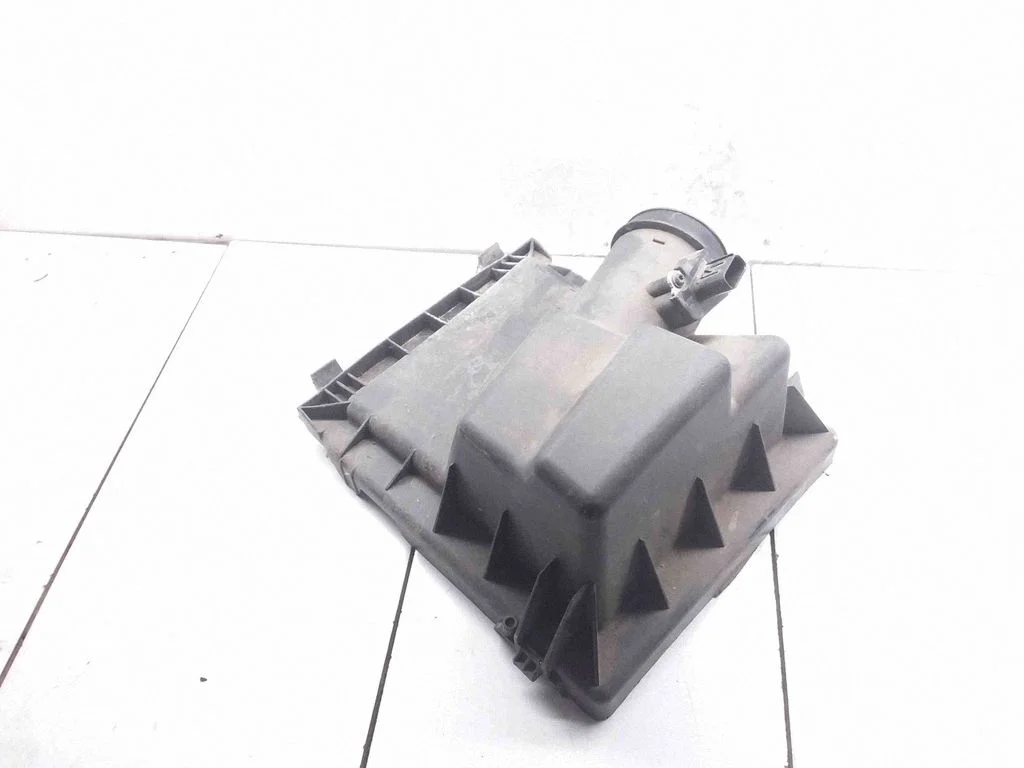 Air filter box cover – Land Rover Defender (2007-2016)