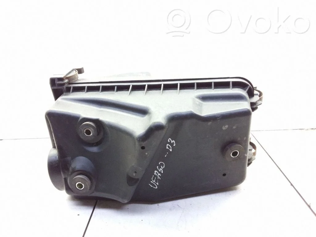 Obudowa filtra powietrza – Toyota Corolla Verso E121 (2001-2004)