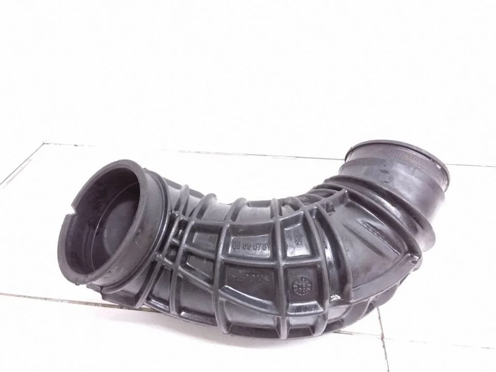 Turbo õhu sisselasketoru/ -voolik – Saab 9-5 (2006-2010)