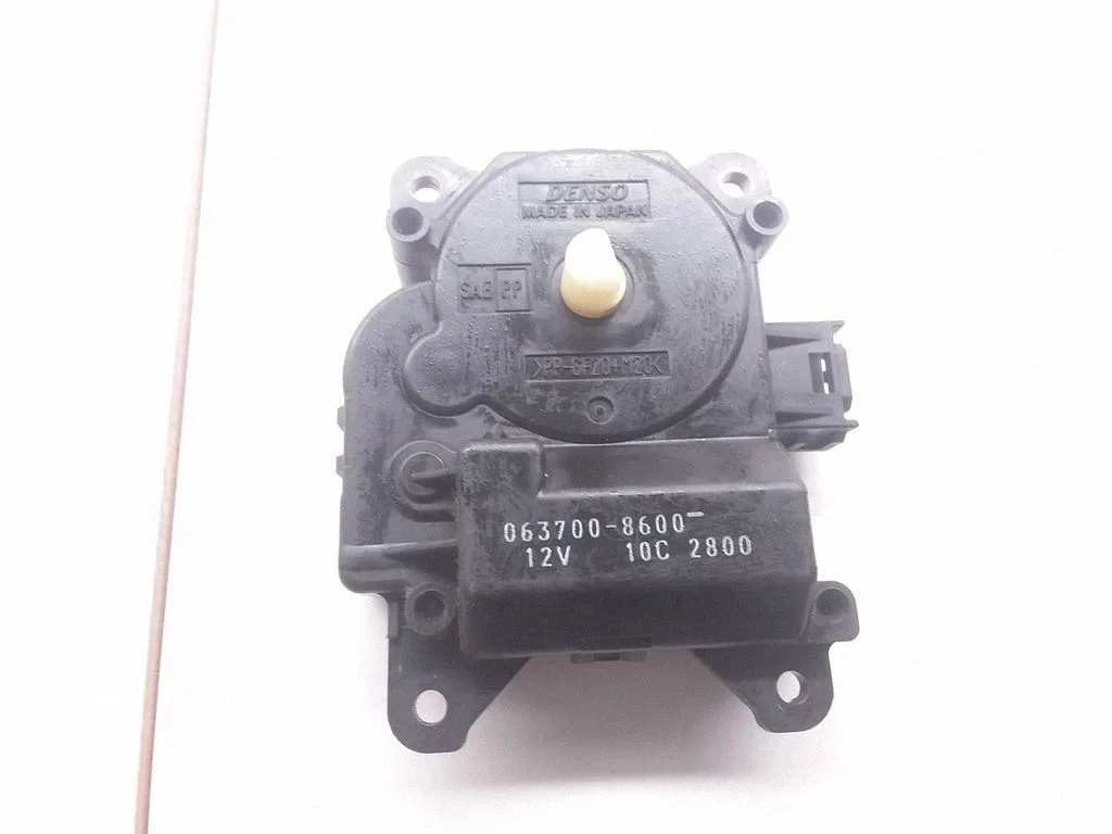 Intake manifold valve actuator/motor – Toyota Avensis Verso (2001-2009)