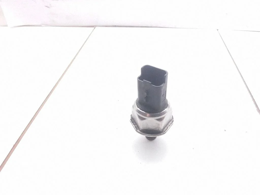 Fuel pressure sensor – Ford Focus C-MAX (2003-2010)
