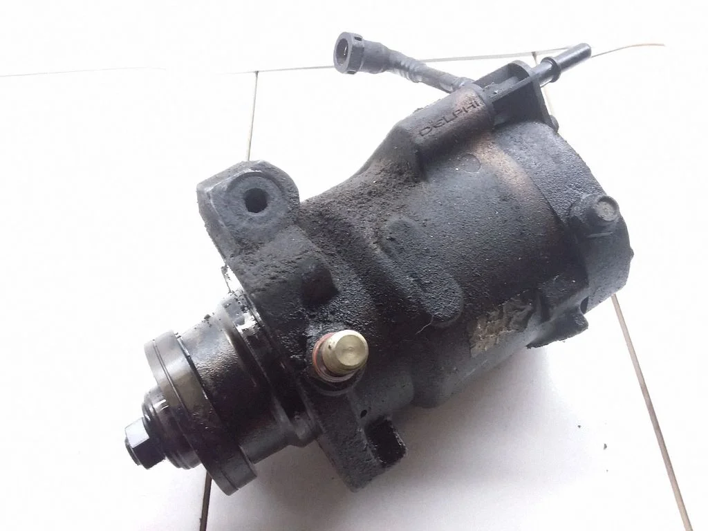 Fuel injection high pressure pump