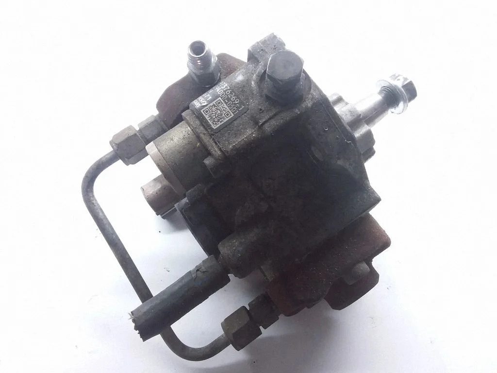 Fuel injection high pressure pump – Opel Astra H (2004-2012)