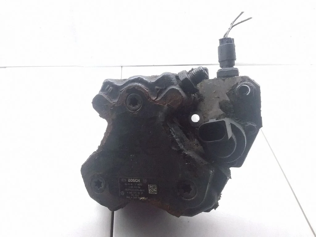 Kütuse kõrgsurvepump A6400700601