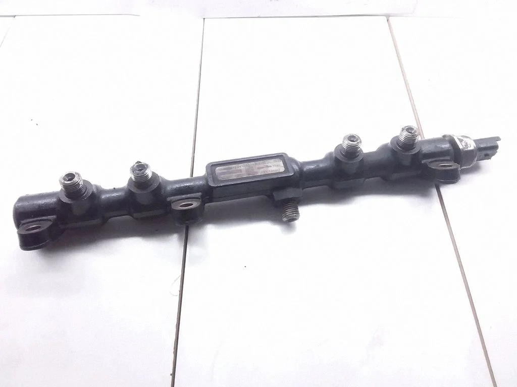 Fuel main line pipe 2S7Q9D280AB