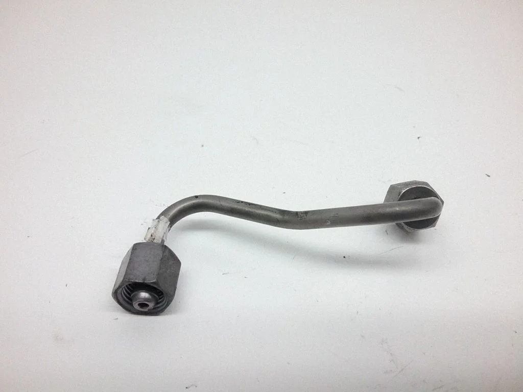 Fuel injector supply line/pipe – Mercedes-Benz E-Class C207 W207 (2009-2017)