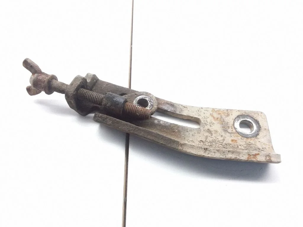 Wspornik alternatora