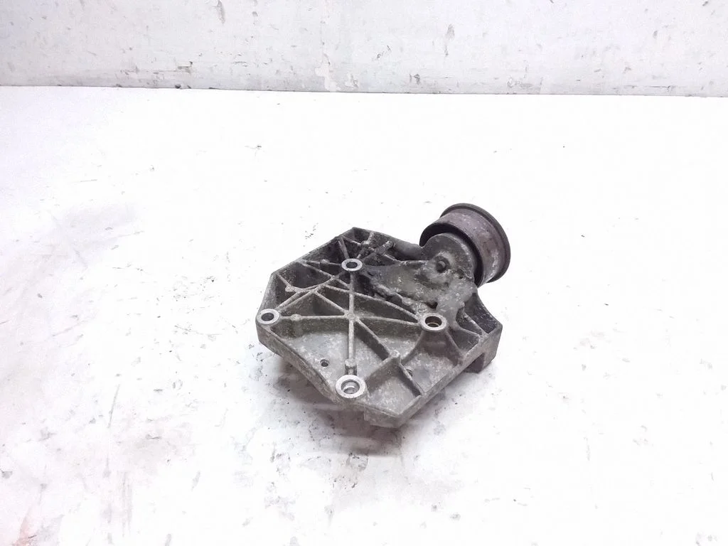 Generator/alternator bracket