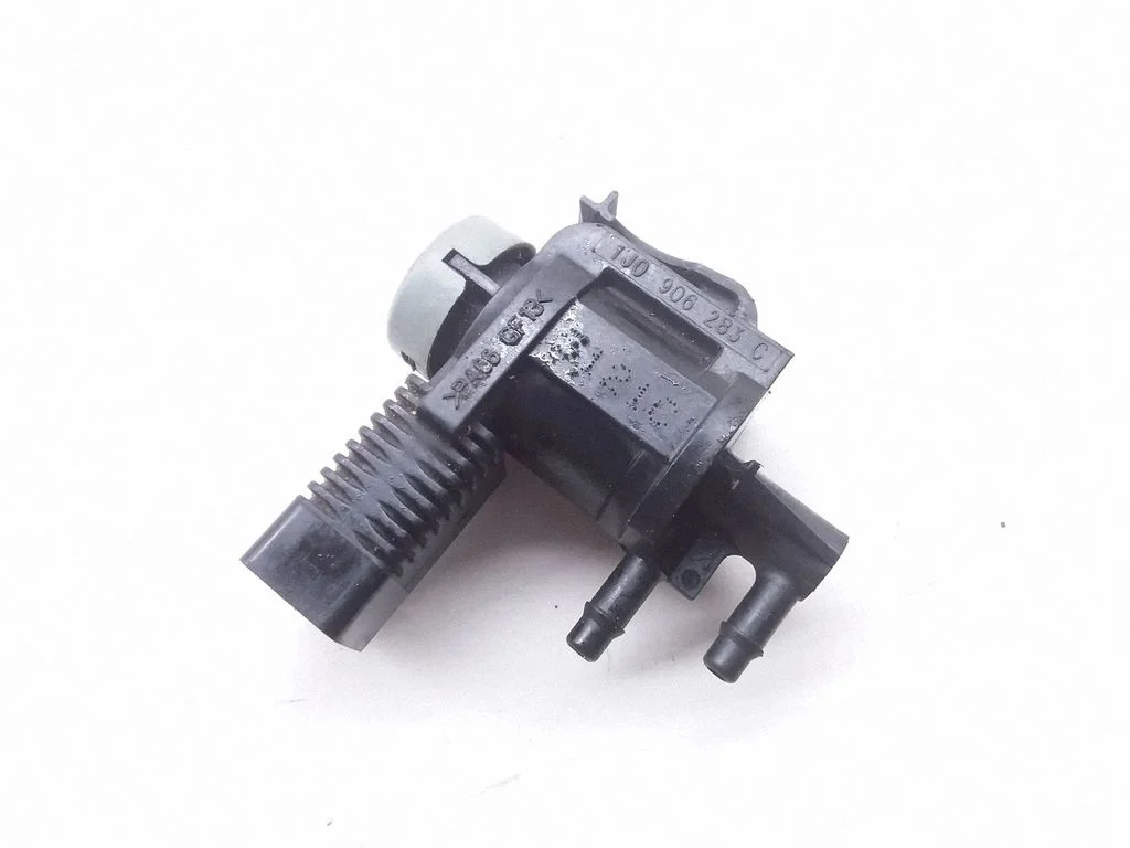 Engine mount vacuum valve – Audi A4 S4 B7 8E 8H (2005-2008)