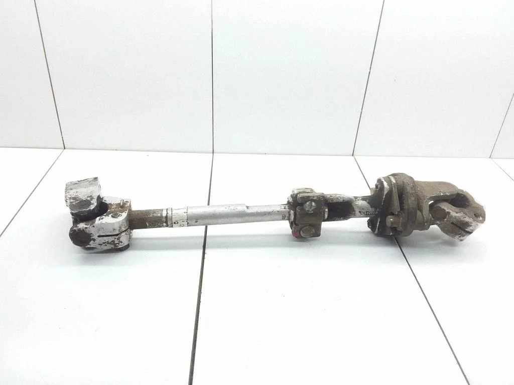 Steering column universal joint – Land Rover Discovery (1989-1998)