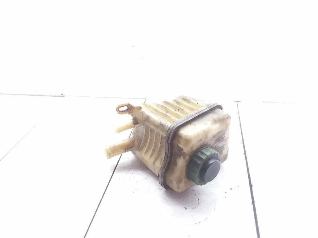 Power steering fluid tank/reservoir 7L6422371E