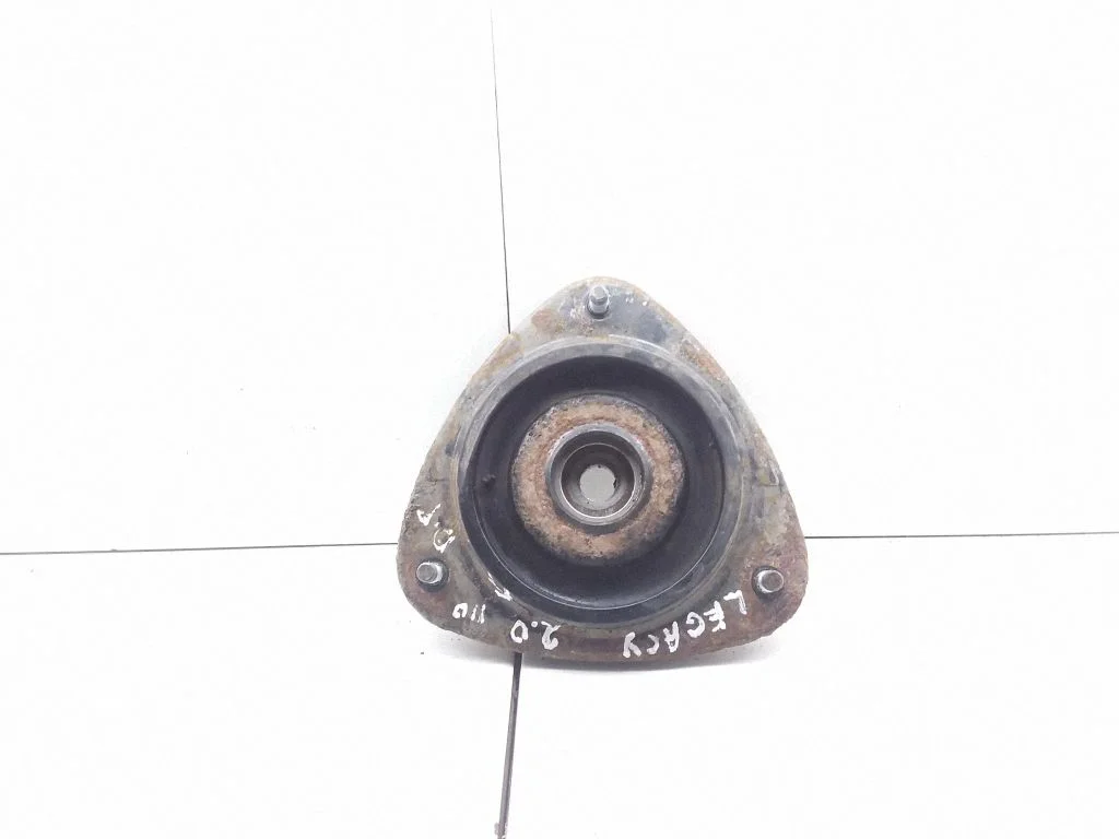 Front upper strut mount
