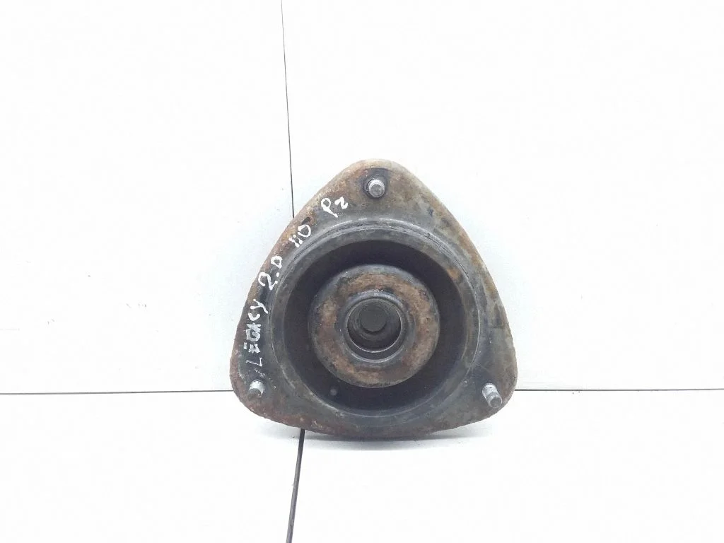 Front upper strut mount