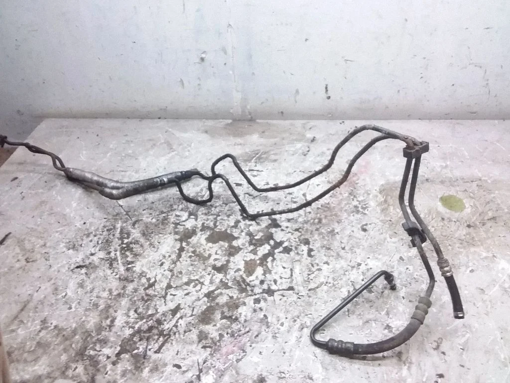 Power steering hose/pipe/line