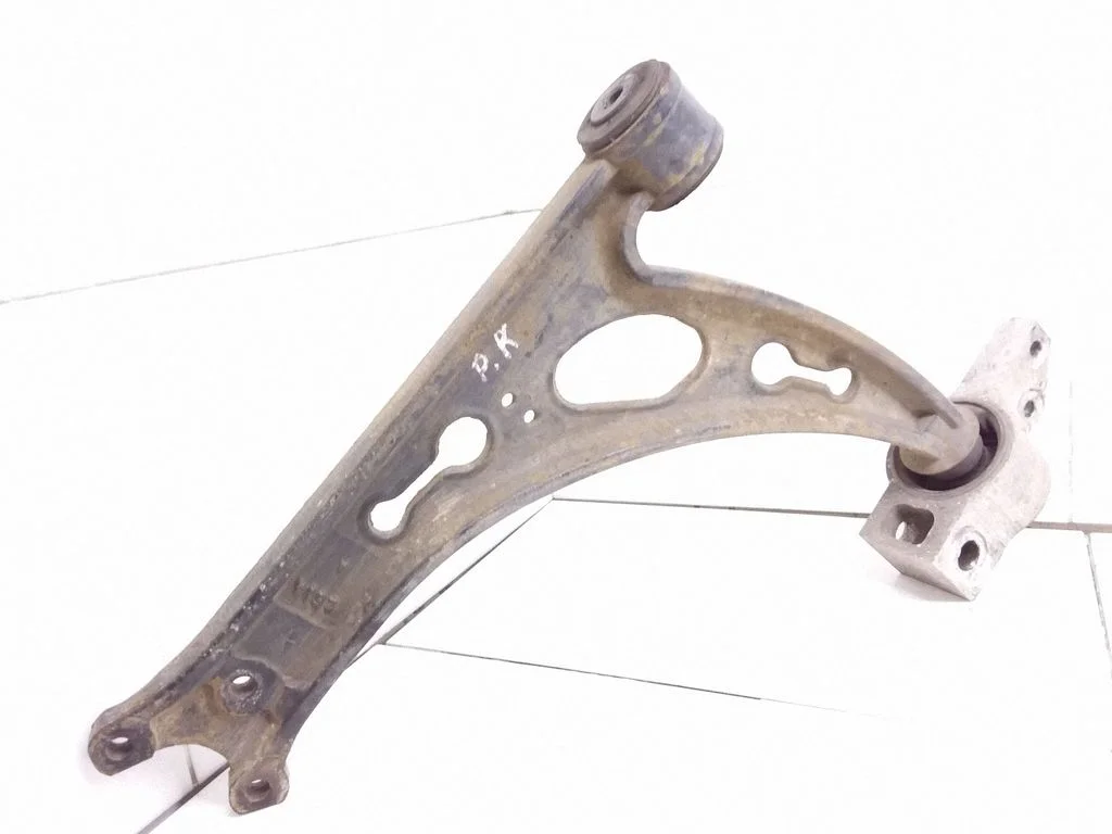 Front control arm – Skoda Octavia Mk2 (1Z) (2004-2013)