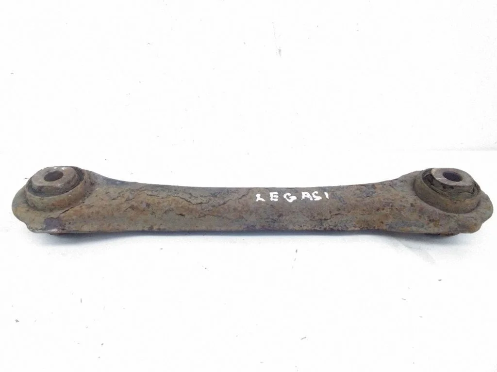 Rear control arm – right