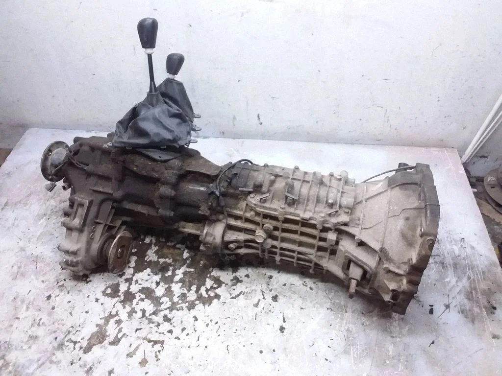 Manual 5 speed gearbox 7TJ0305589